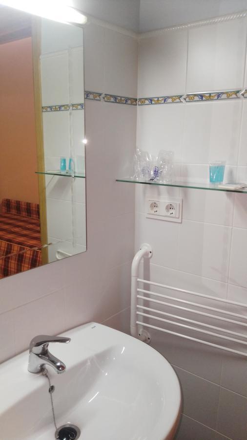 Bilanayur Hotel Alberuela de la Liena ภายนอก รูปภาพ