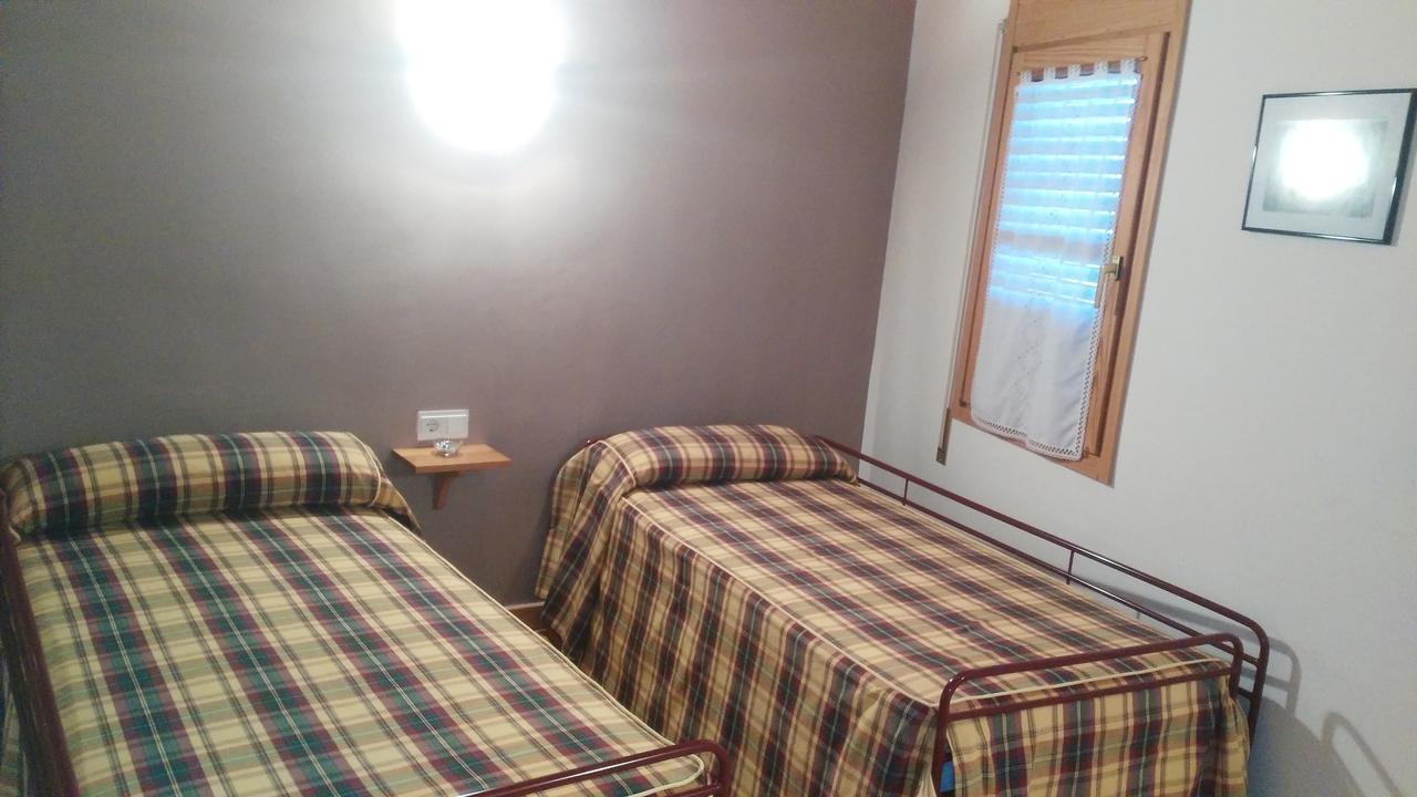 Bilanayur Hotel Alberuela de la Liena ภายนอก รูปภาพ